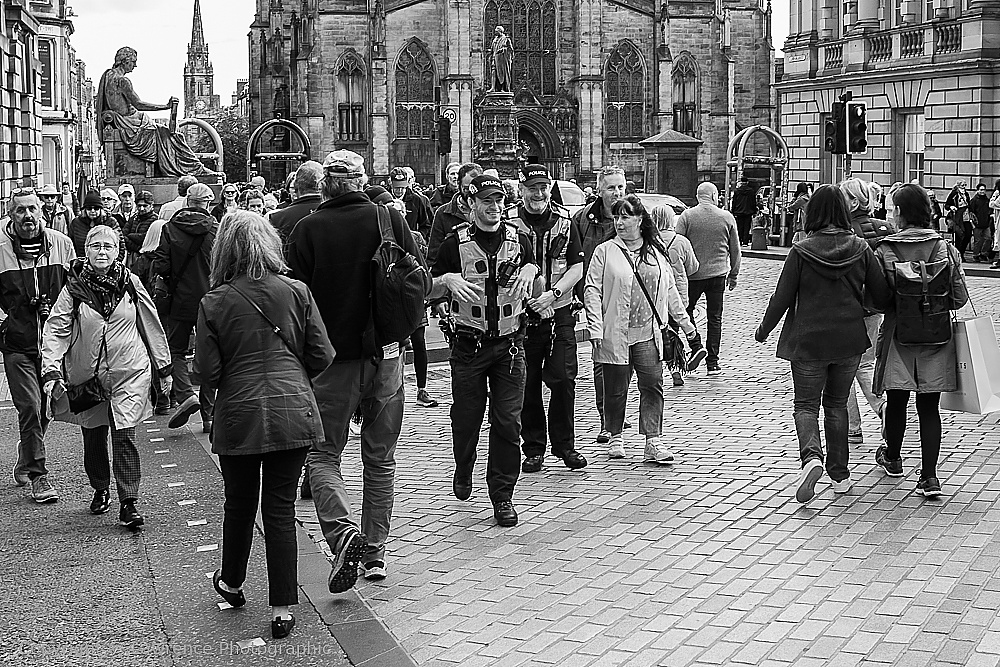 The Lawnmarket (Royal Mile) at George IV Bridge, Edinburgh, Scotland